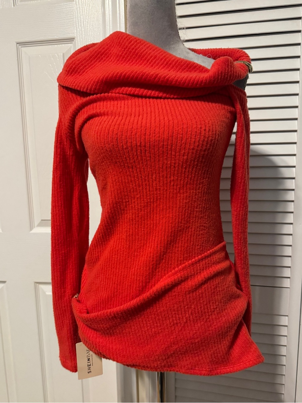 SHEIN Bae Red Cold Shoulder Sweater with Gold Buckles